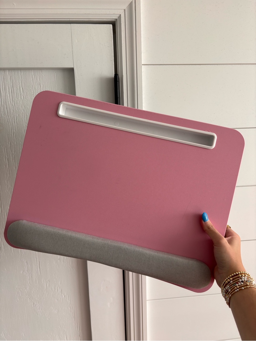 Amazon Pink Laptop/Tablet Lap Desk with Gray Wrist Rest and Pencil Tray